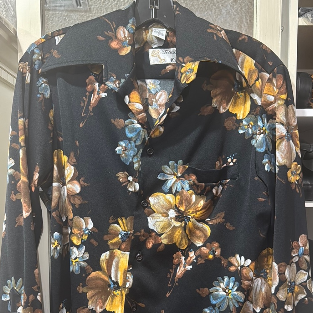 VINTAGE Men’s Floral Button-Up Shirt